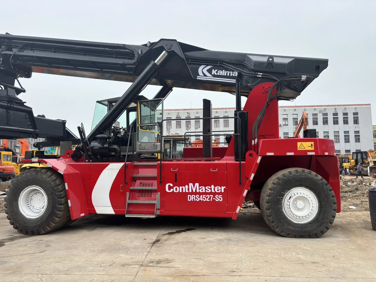 KALMAR DRS 4527 - S5 DRF450 DRT 450 45TON CONTAINER HANDLER - Ричстакер: фото 5 KALMAR DRS 4527 - S5 DRF450 DRT 450 45TON CONTAINER HANDLER - Ричстакер: фото 5