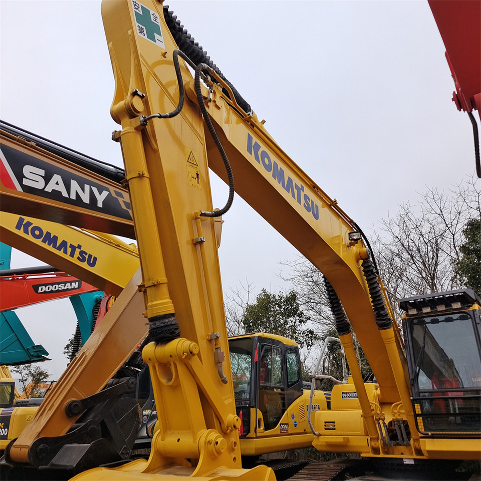 KOMATSU PC210LC-8 PC 210 LC - 8 - Гусеничный экскаватор: фото 2 KOMATSU PC210LC-8 PC 210 LC - 8 - Гусеничный экскаватор: фото 2