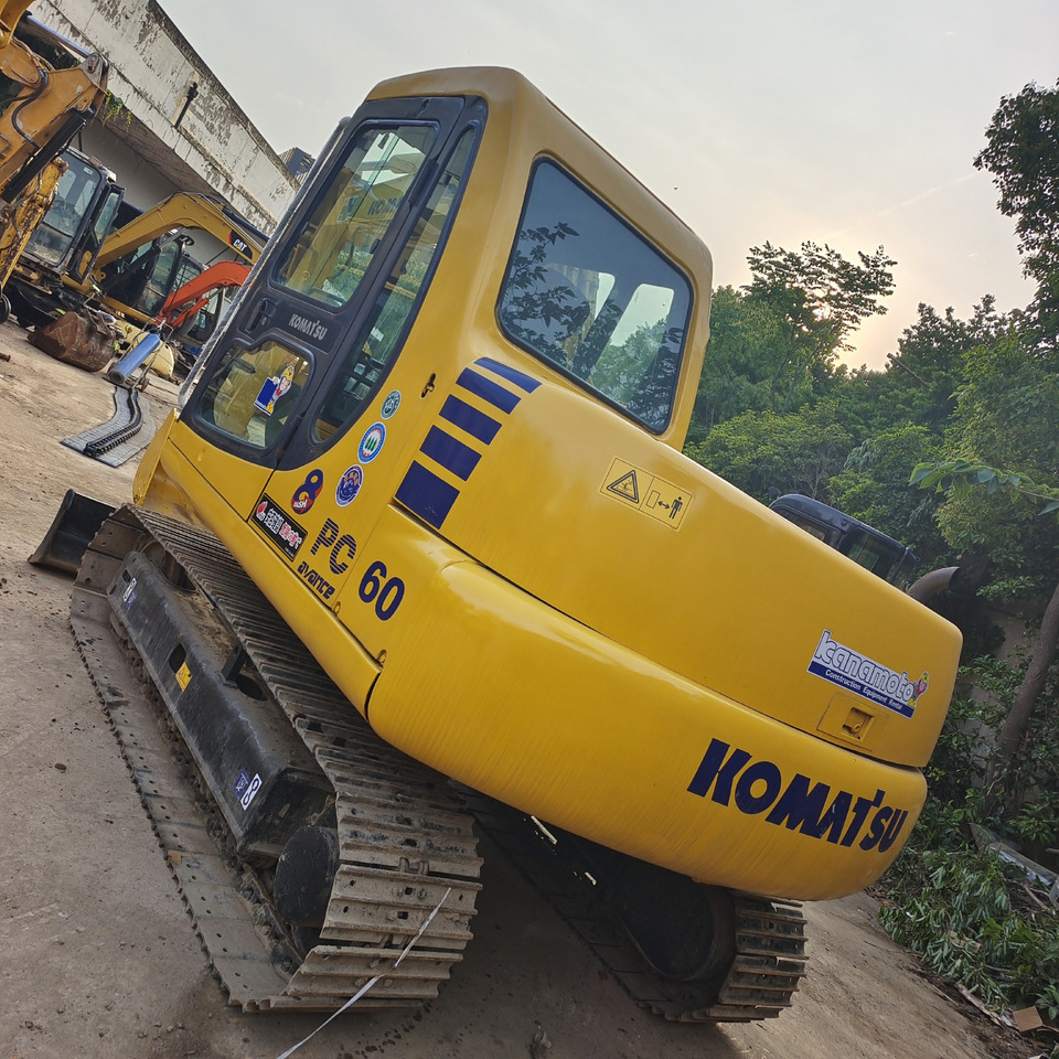 KOMATSU PC60C - Мини-экскаватор: фото 1 KOMATSU PC60C - Мини-экскаватор: фото 1