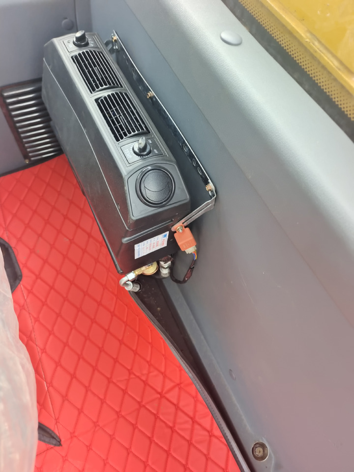 Колёсный погрузчик SDLG 956F: фото 16 Колёсный погрузчик SDLG 956F: фото 16