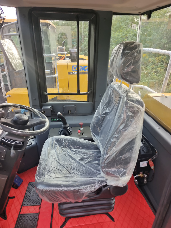 Колёсный погрузчик SDLG 956F: фото 15 Колёсный погрузчик SDLG 956F: фото 15