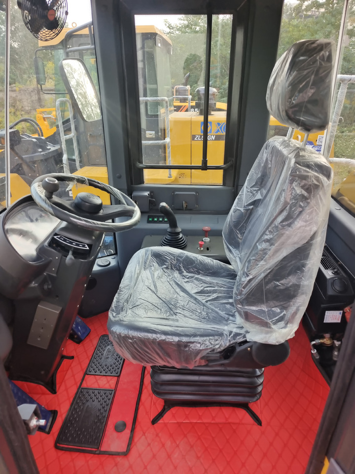 Колёсный погрузчик SDLG 956F: фото 19 Колёсный погрузчик SDLG 956F: фото 19