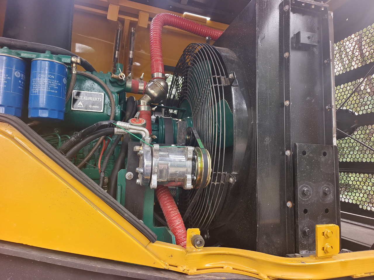 Колёсный погрузчик SDLG 956F: фото 20 Колёсный погрузчик SDLG 956F: фото 20