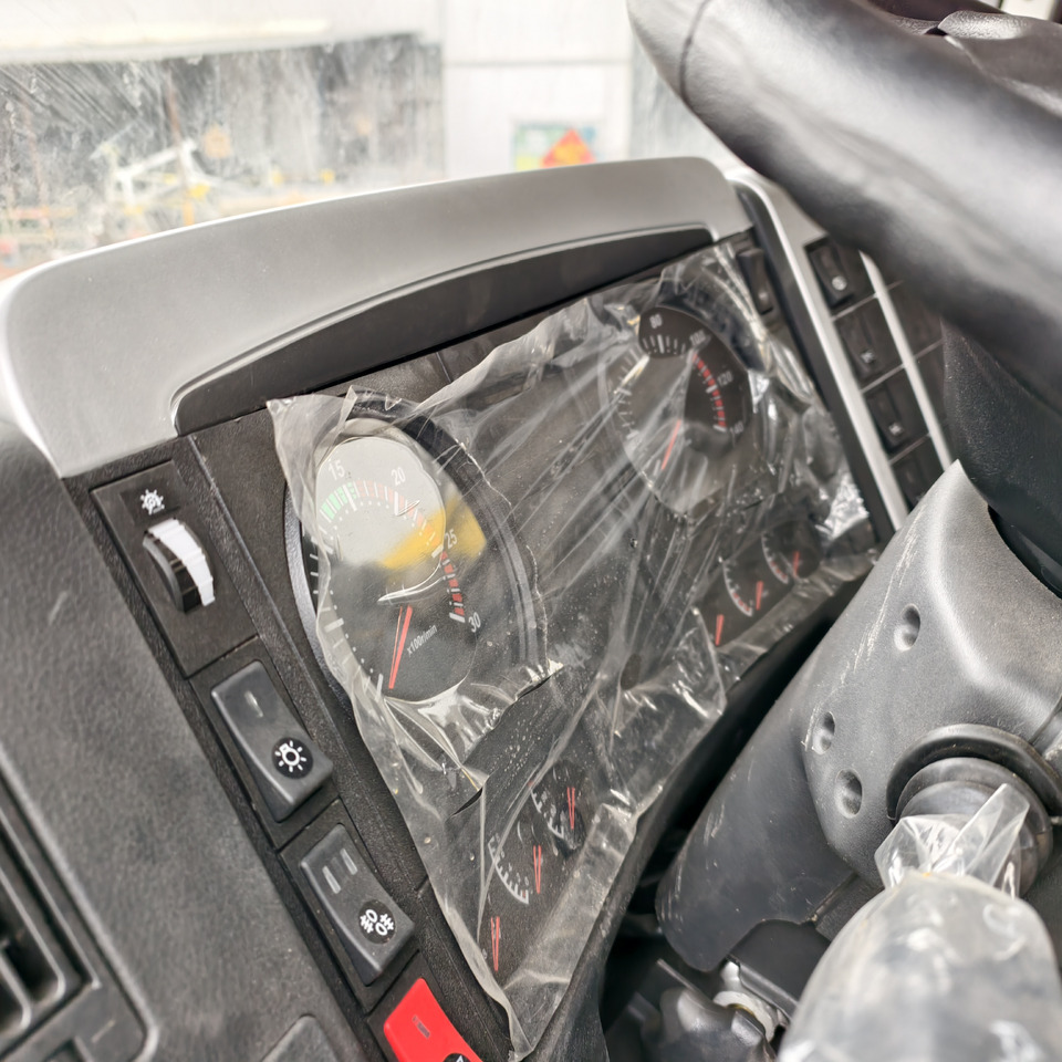 SHACMAN F3000 - Самосвал: фото 2 SHACMAN F3000 - Самосвал: фото 2