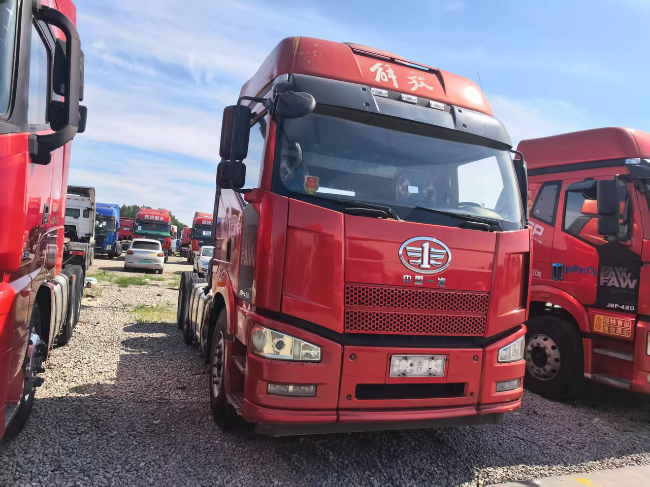 FAW JIEFANG - Тягач: фото 2 FAW JIEFANG - Тягач: фото 2