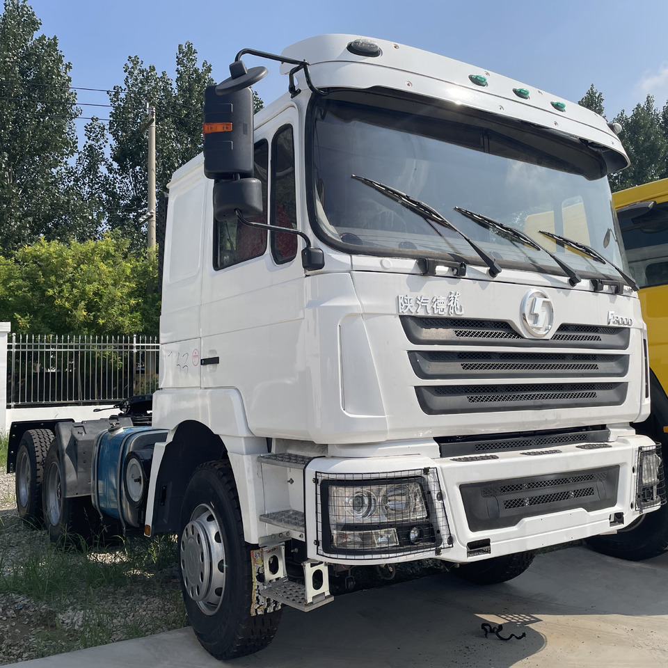 SHACMAN F3000 - Тягач: фото 1 SHACMAN F3000 - Тягач: фото 1