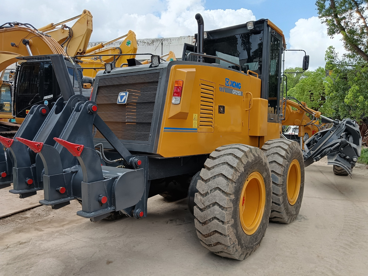 Грейдер XCMG GR2153 WITH RIPPER AND TWO BLADES: фото 7