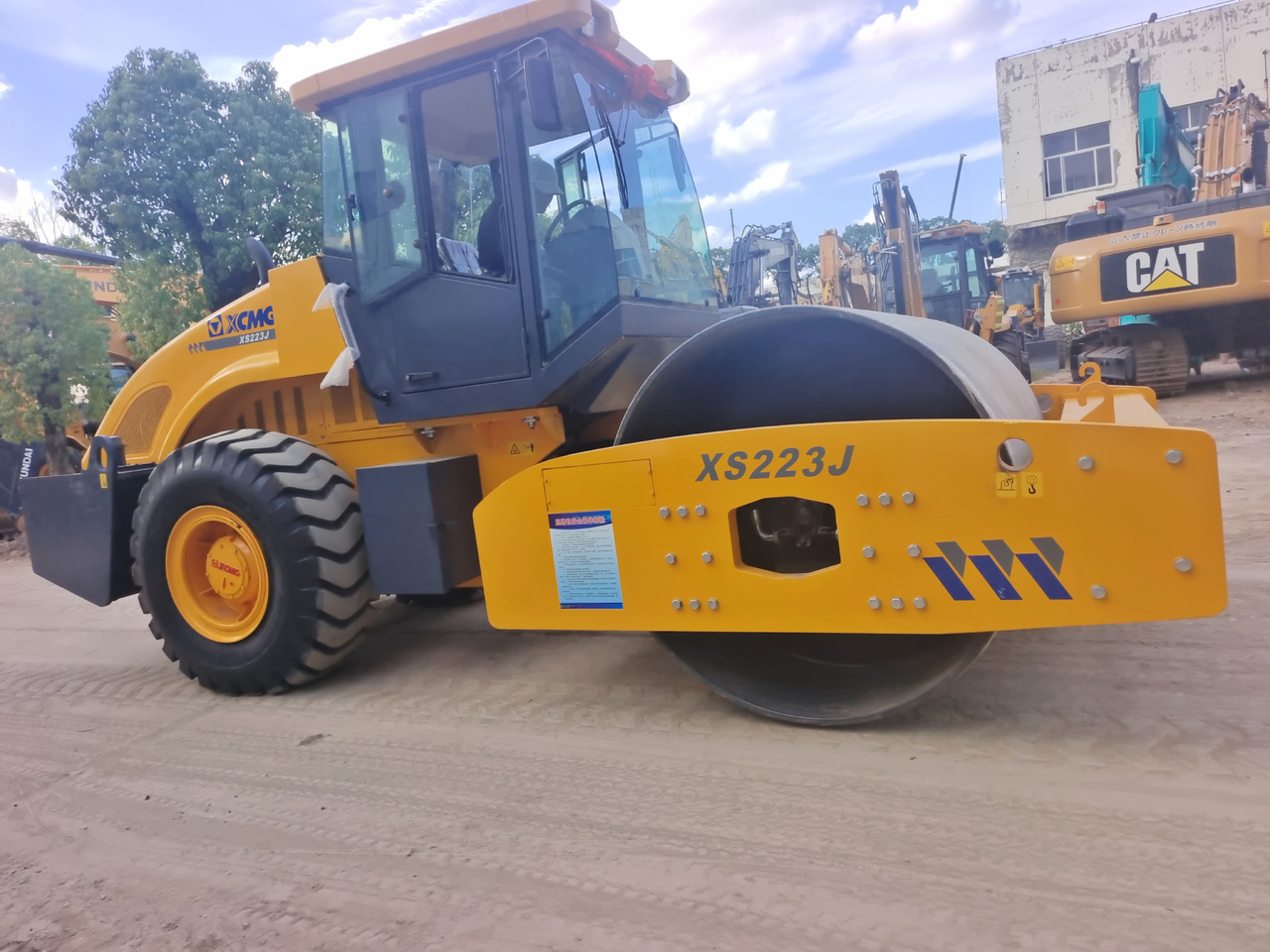 XCMG XS 223J - Дорожный каток: фото 1 XCMG XS 223J - Дорожный каток: фото 1