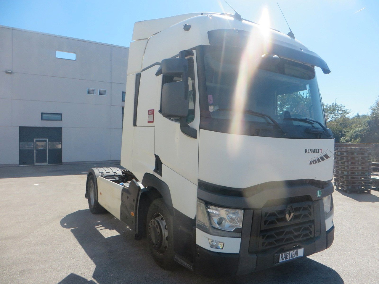 Renault T460 SC 4x2Tractor - Тягач: фото 2 Renault T460 SC 4x2Tractor - Тягач: фото 2