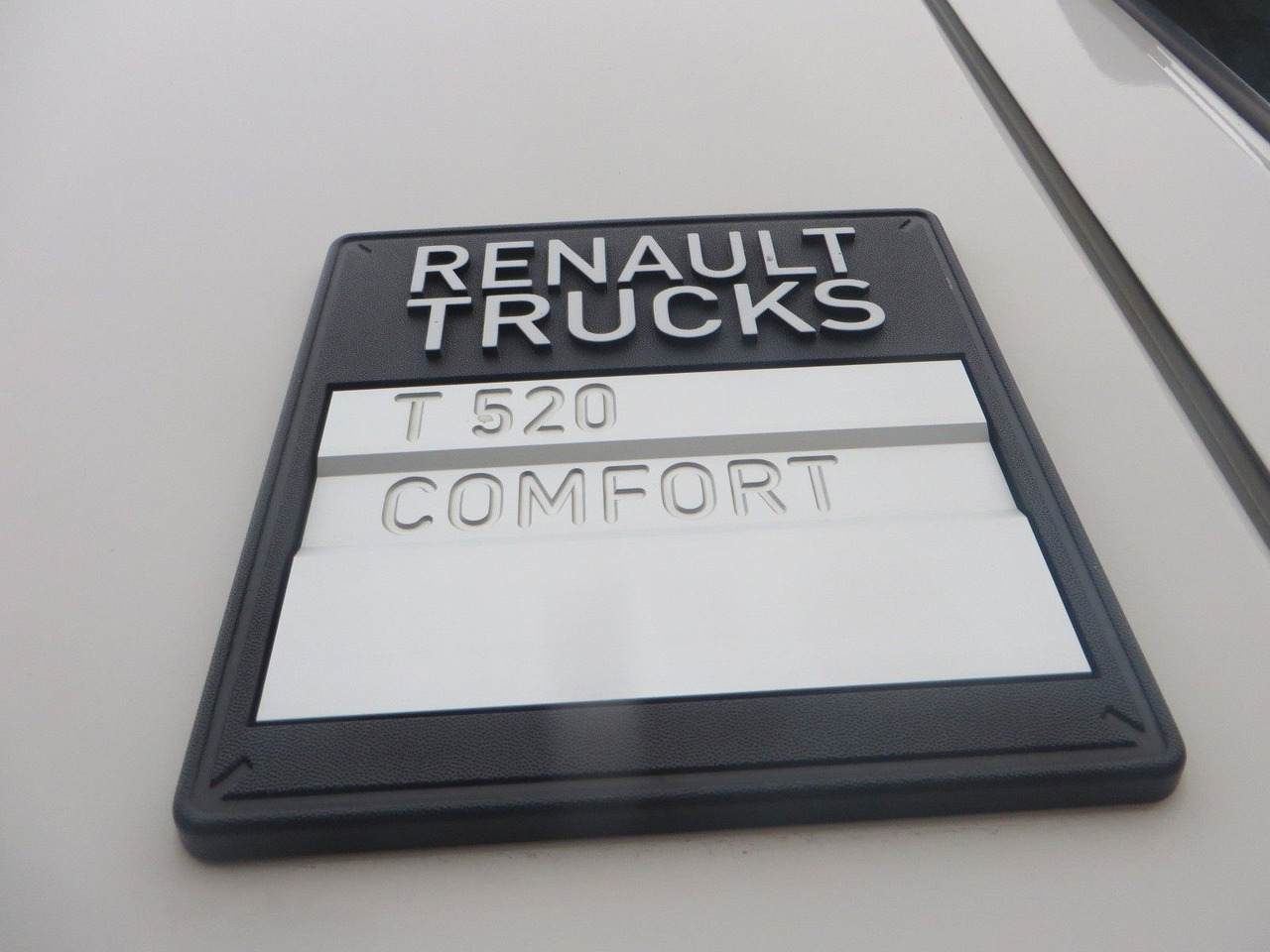 Renault T520 HSC 4x2Tractor - Тягач: фото 3 Renault T520 HSC 4x2Tractor - Тягач: фото 3