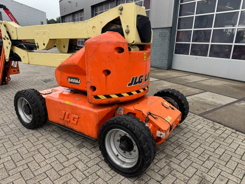 JLG E 450 AJ - Коленчатый подъемник: фото 2 JLG E 450 AJ - Коленчатый подъемник: фото 2