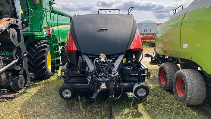 Case IH LB434 - Пресс-подборщик тюковый: фото 2 Case IH LB434 - Пресс-подборщик тюковый: фото 2