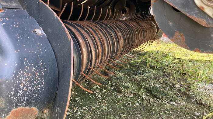 Case IH LB434 - Пресс-подборщик тюковый: фото 3 Case IH LB434 - Пресс-подборщик тюковый: фото 3