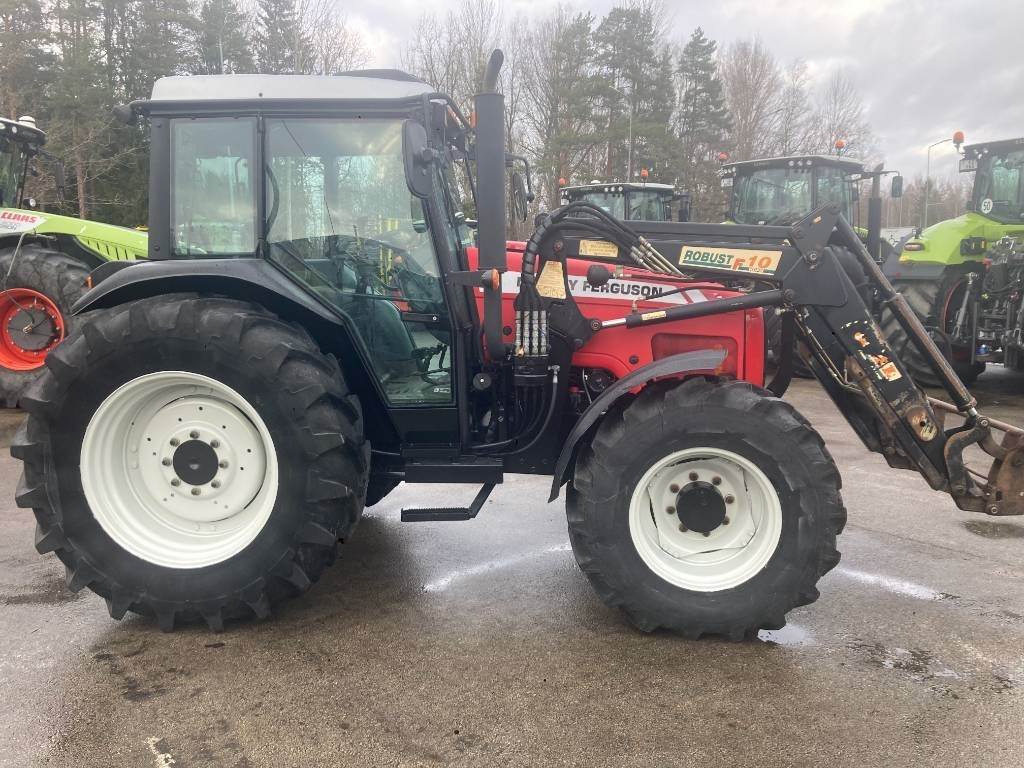 Massey Ferguson 4455 - Трактор: фото 5 Massey Ferguson 4455 - Трактор: фото 5