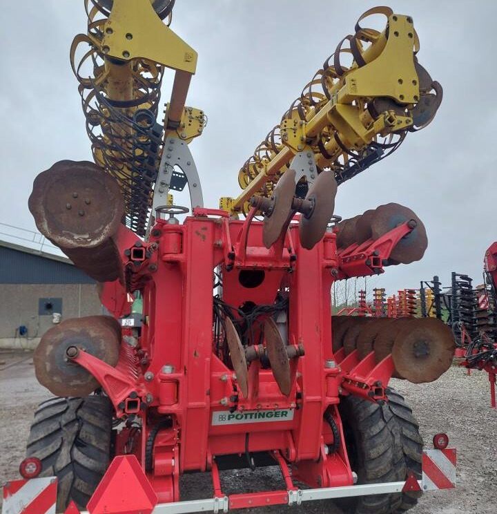Pöttinger Terradisc 8001 T - Дисковая борона: фото 5 Pöttinger Terradisc 8001 T - Дисковая борона: фото 5