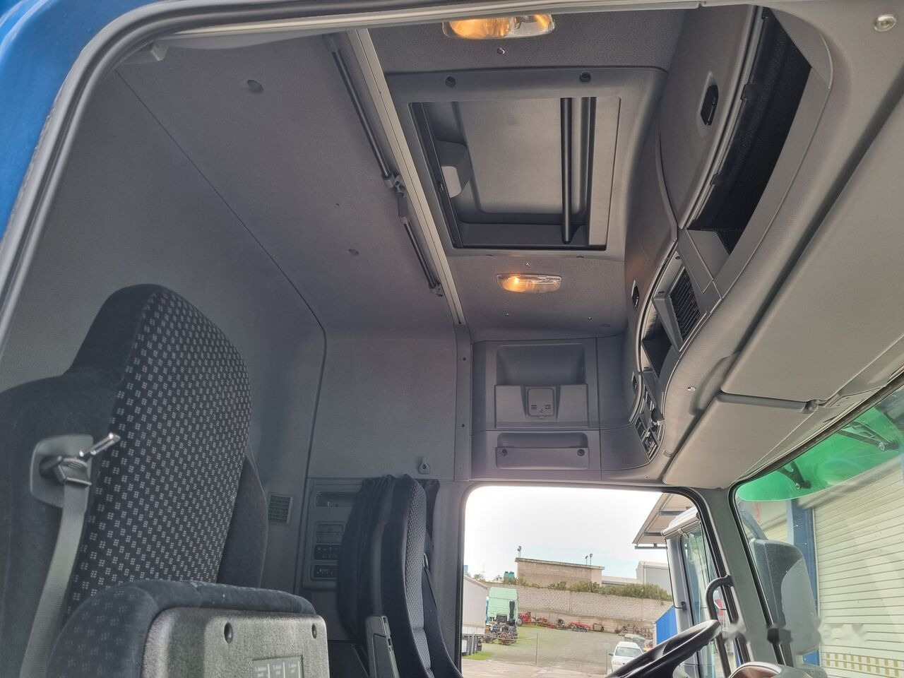 Mercedes-Benz ACTROS MP3 - Кабина для Грузовиков: фото 2 Mercedes-Benz ACTROS MP3 - Кабина для Грузовиков: фото 2
