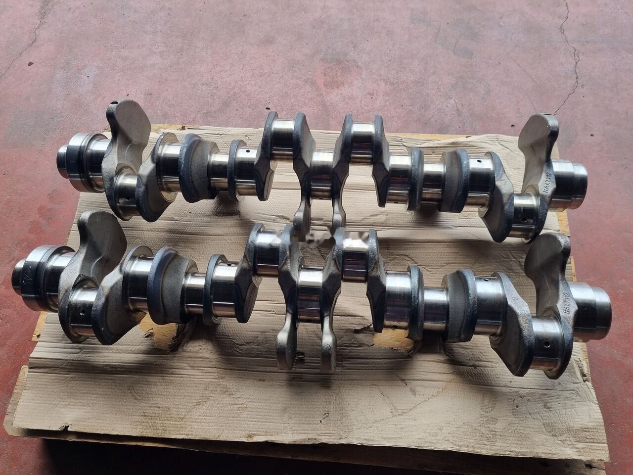 Mercedes-Benz ACTROS MP4 EURO6 Mercedes-Benz ACTROS MP4 EURO 6 - Коленчатый вал для Грузовиков: фото 4 Mercedes-Benz ACTROS MP4 EURO6 Mercedes-Benz ACTROS MP4 EURO 6 - Коленчатый вал для Грузовиков: фото 4