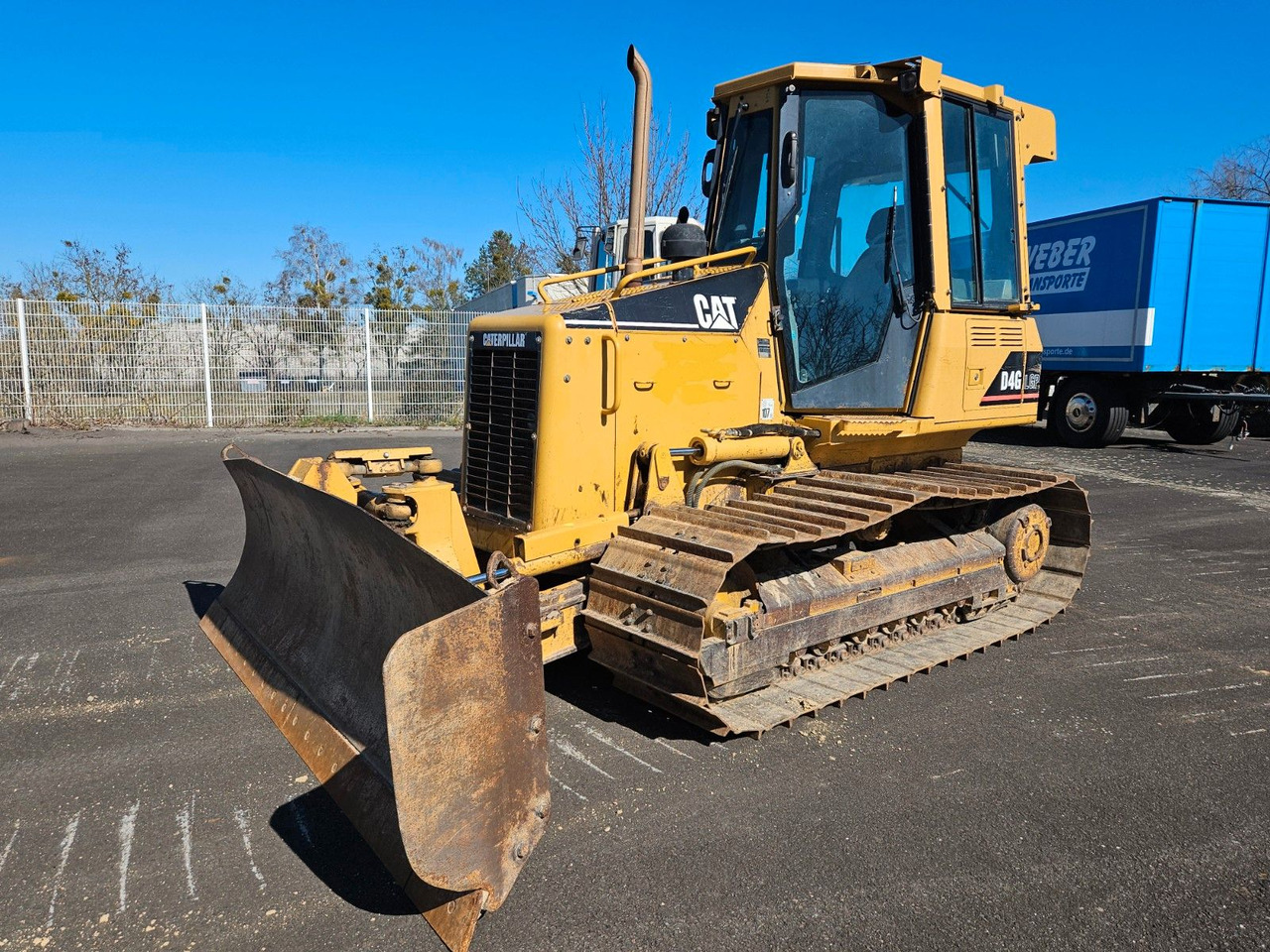 CAT D4G LGP - Бульдозер: фото 1 CAT D4G LGP - Бульдозер: фото 1
