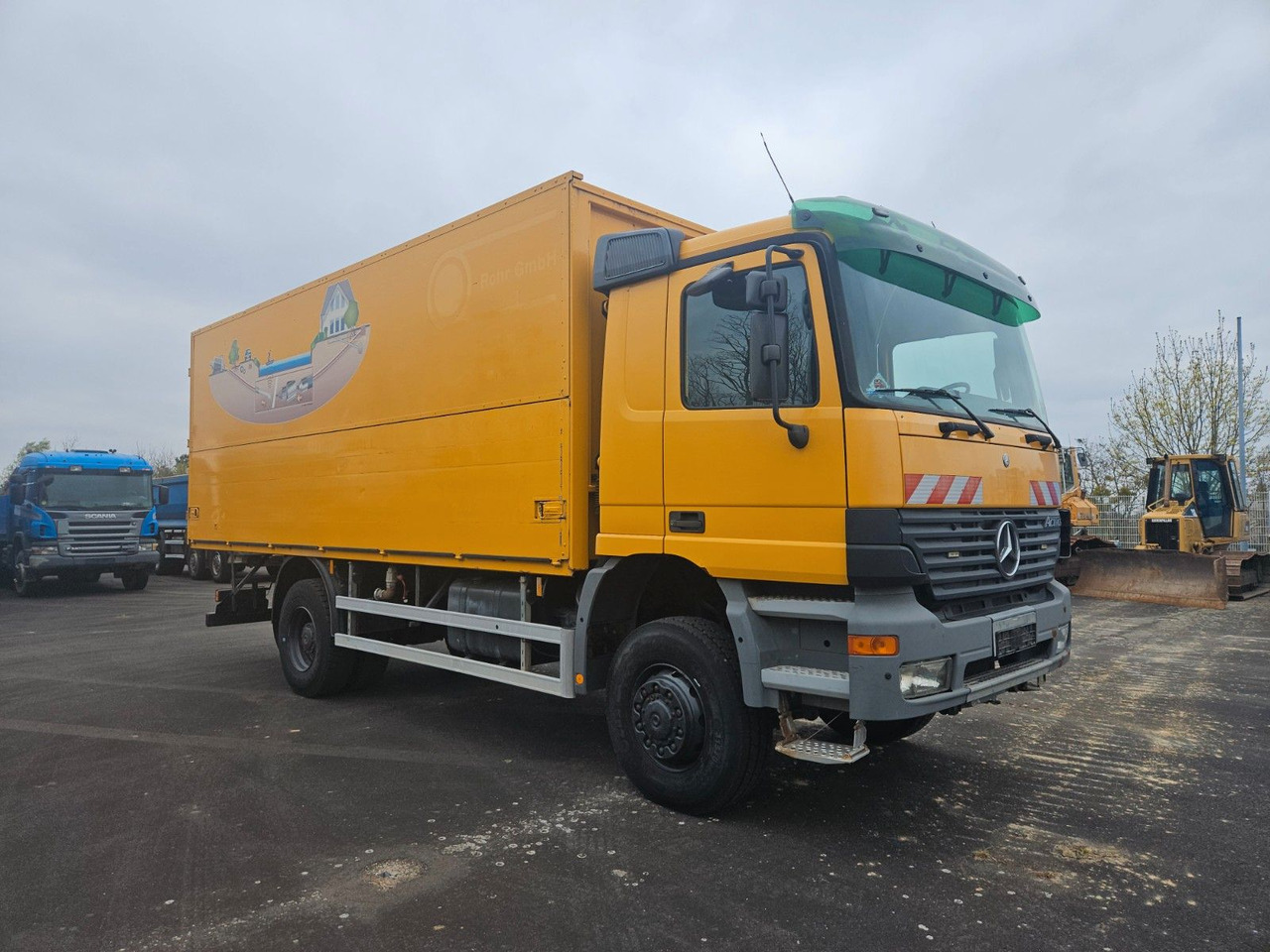 Mercedes-Benz Actros 2031 4x4 Koffer orig. 127.600 km !!! - Грузовик с закрытым кузовом: фото 4 Mercedes-Benz Actros 2031 4x4 Koffer orig. 127.600 km !!! - Грузовик с закрытым кузовом: фото 4