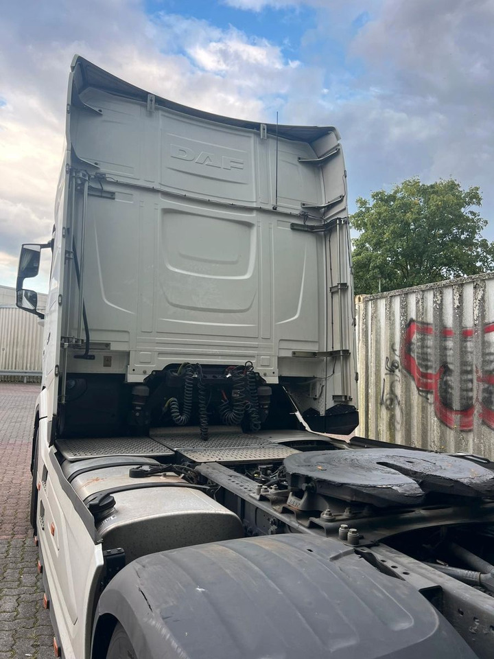 DAF XG+ 530 LEDER - Тягач: фото 4 DAF XG+ 530 LEDER - Тягач: фото 4