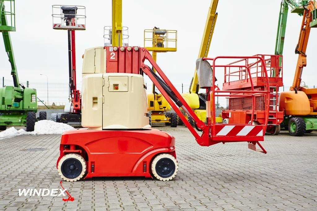 JLG TOUCAN T1010 - Вертикальный мачтовый подъемник: фото 4 JLG TOUCAN T1010 - Вертикальный мачтовый подъемник: фото 4