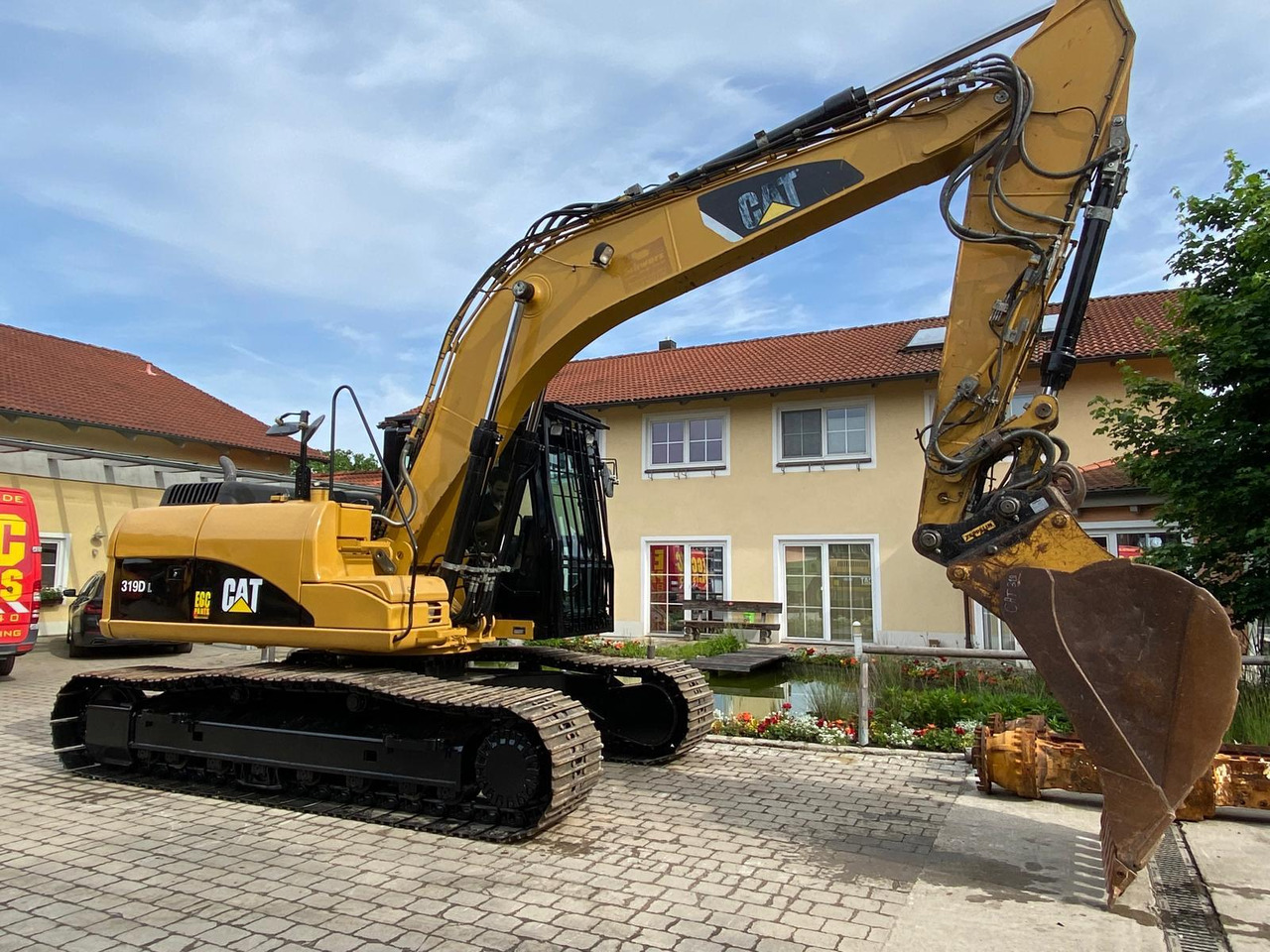 Caterpillar 319D - Гусеничный экскаватор: фото 1 Caterpillar 319D - Гусеничный экскаватор: фото 1