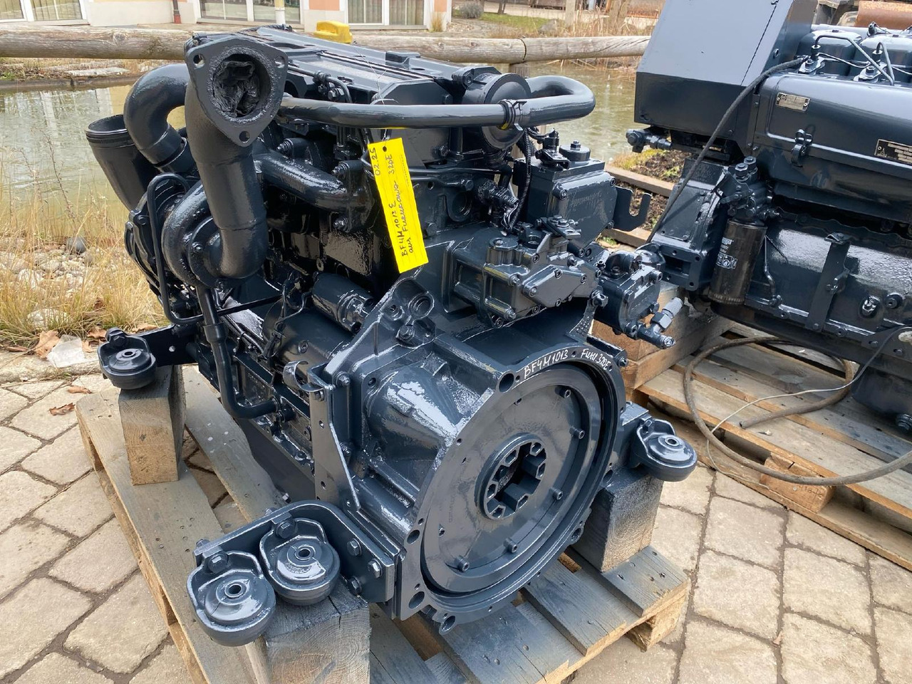 Deutz BF4M1013 aus Furukawa 320E - Двигатель для Строительной техники: фото 5 Deutz BF4M1013 aus Furukawa 320E - Двигатель для Строительной техники: фото 5