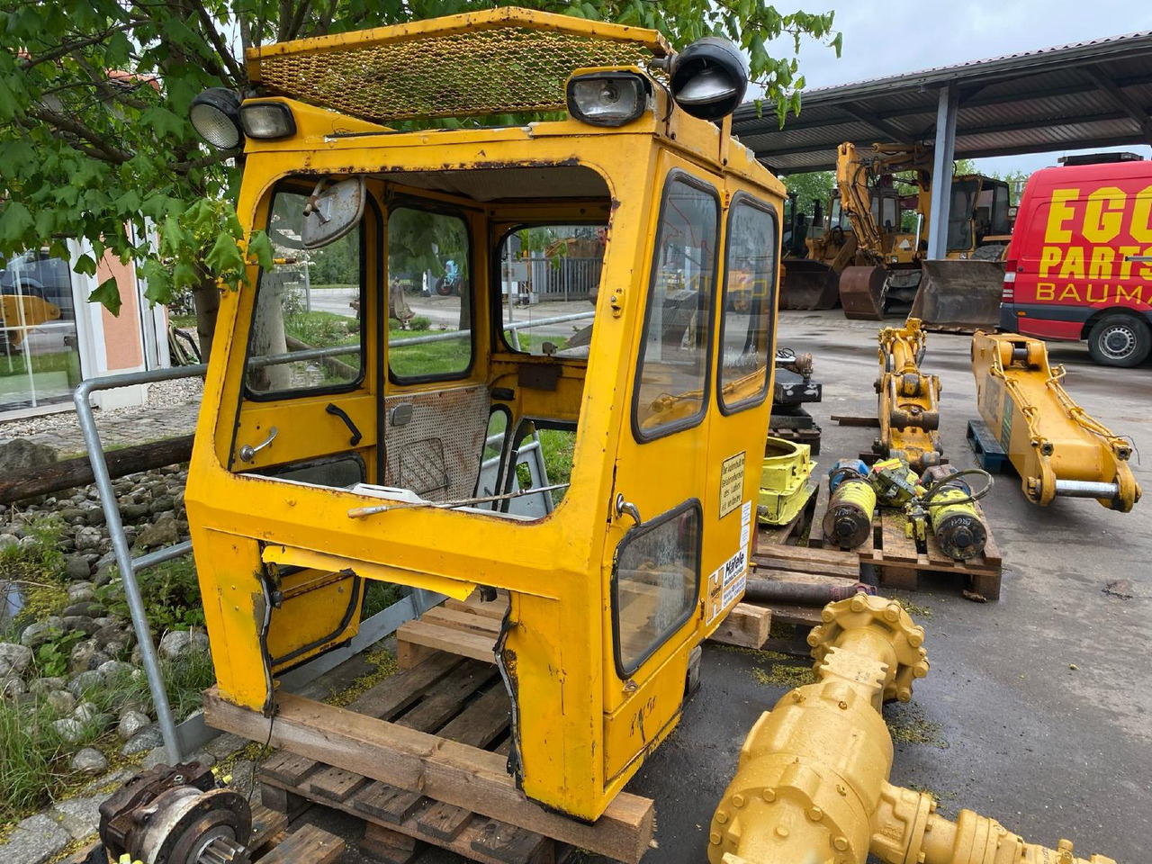 Hanomag 33 C - Кабина для Строительной техники: фото 1 Hanomag 33 C - Кабина для Строительной техники: фото 1