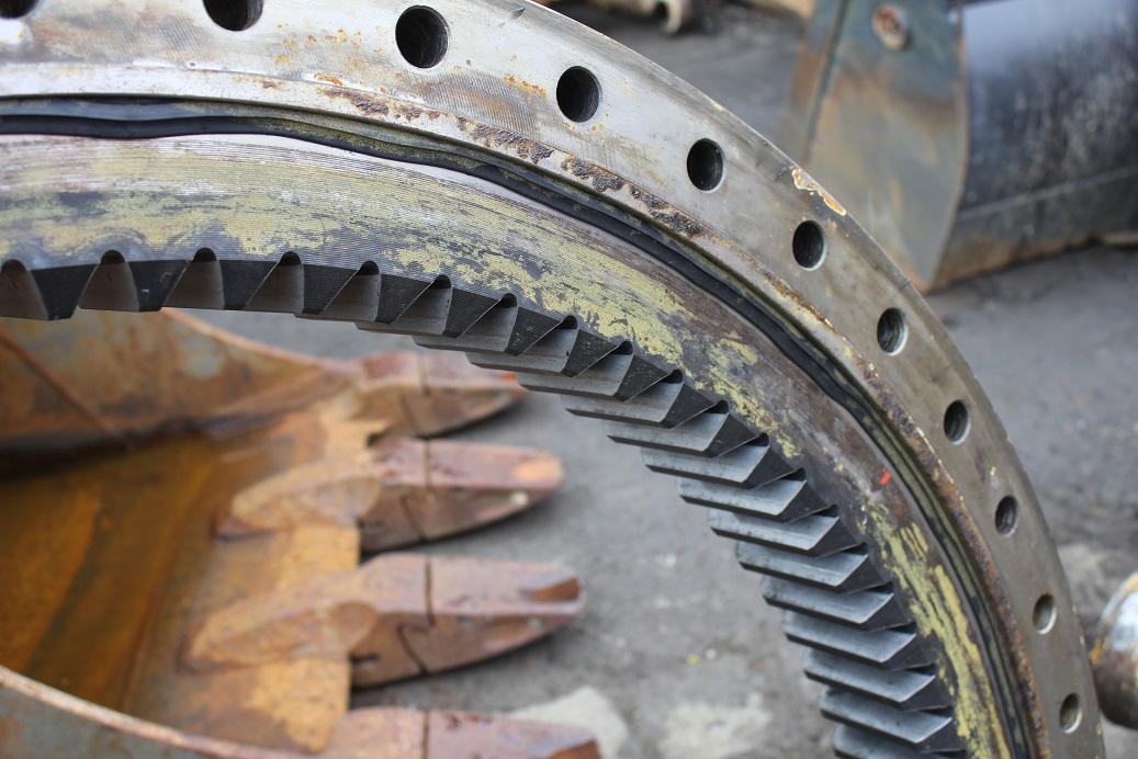 Liebherr A 922 LIT - Поворотное кольцо для Строительной техники: фото 2 Liebherr A 922 LIT - Поворотное кольцо для Строительной техники: фото 2