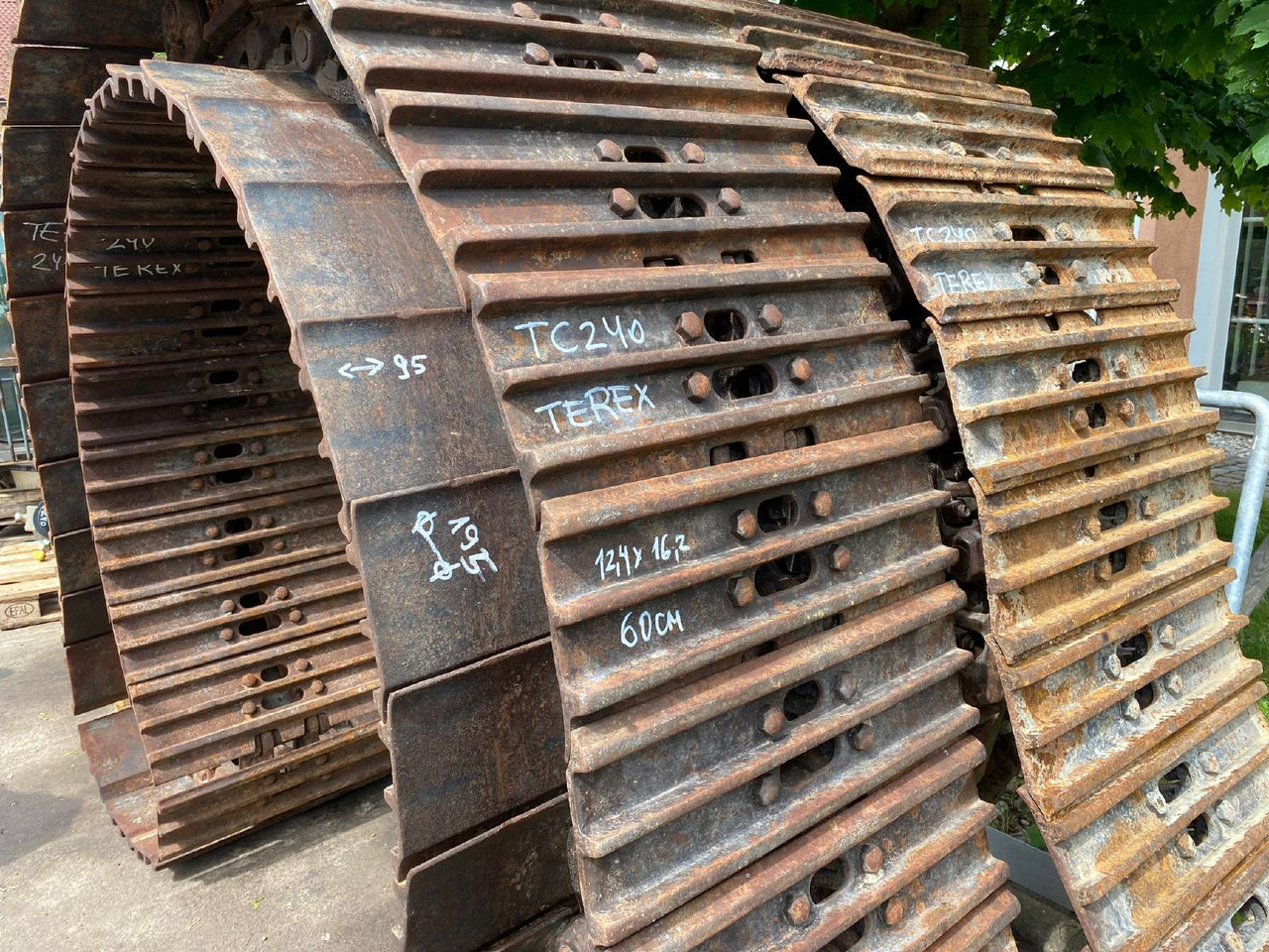 Terex TC 240 - Гусеница для Строительной техники: фото 3 Terex TC 240 - Гусеница для Строительной техники: фото 3