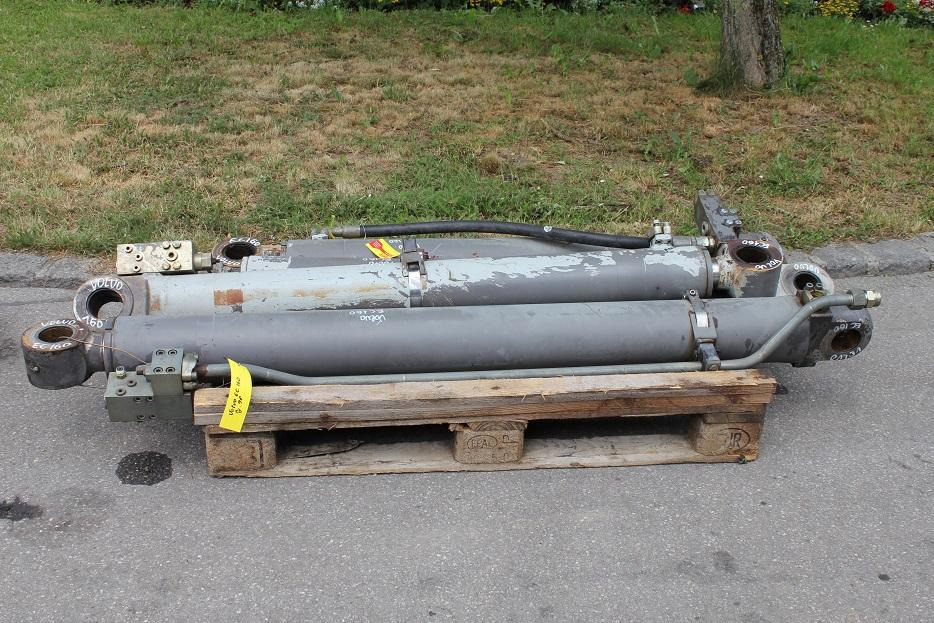 Volvo EC 160 - Гидравлический цилиндр для Строительной техники: фото 2 Volvo EC 160 - Гидравлический цилиндр для Строительной техники: фото 2