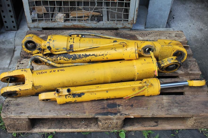 Volvo LM 846 - Гидравлический цилиндр для Строительной техники: фото 2 Volvo LM 846 - Гидравлический цилиндр для Строительной техники: фото 2