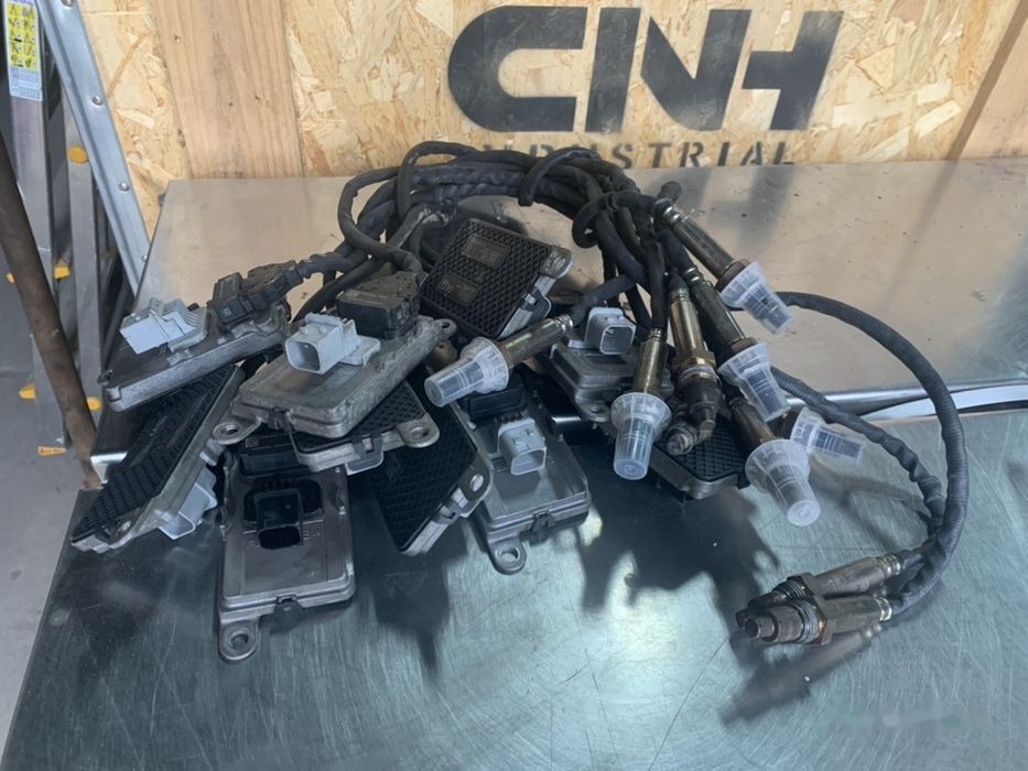 Continental NOX  Adblue Daf xf 106 Cummins Euro 6 4326862  DAF Xf 106 Euro 6 / 4326862 NOX Czujnik Spalin truck - Сенсор для Грузовиков: фото 1 Continental NOX  Adblue Daf xf 106 Cummins Euro 6 4326862  DAF Xf 106 Euro 6 / 4326862 NOX Czujnik Spalin truck - Сенсор для Грузовиков: фото 1