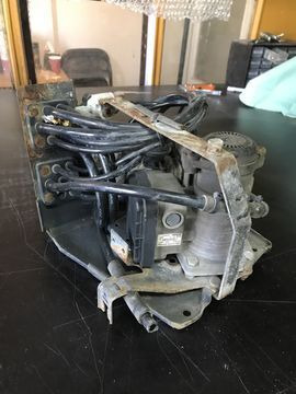 Knorr-Bremse Europa 1827274 Scania R - Тормозной клапан для Грузовиков: фото 1 Knorr-Bremse Europa 1827274 Scania R - Тормозной клапан для Грузовиков: фото 1