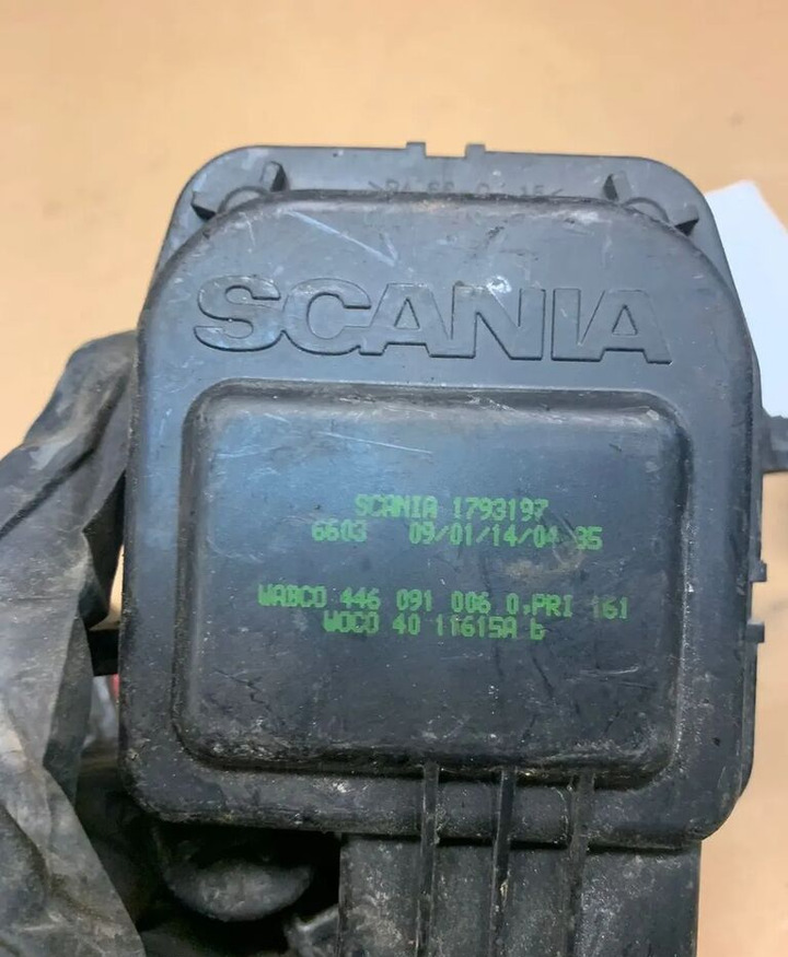 Zawór Nagrzewnicy Elektrozawór Scania R 446091006 / 1793197 - Тормозной клапан для Грузовиков: фото 3 Zawór Nagrzewnicy Elektrozawór Scania R 446091006 / 1793197 - Тормозной клапан для Грузовиков: фото 3