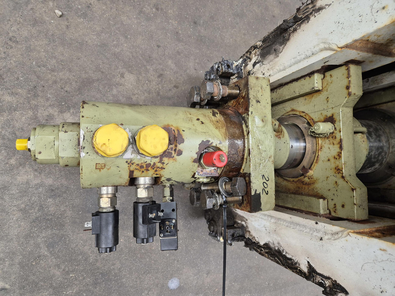 Demag AC 35 Double telescopic cylinder - Гидравлический цилиндр для Мобильных кранов: фото 2 Demag AC 35 Double telescopic cylinder - Гидравлический цилиндр для Мобильных кранов: фото 2