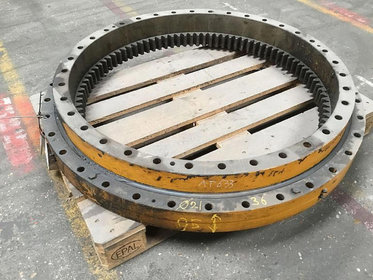 Grove AT 633 B / AT 528 slew ring - Поворотное кольцо для Мобильных кранов: фото 3 Grove AT 633 B / AT 528 slew ring - Поворотное кольцо для Мобильных кранов: фото 3