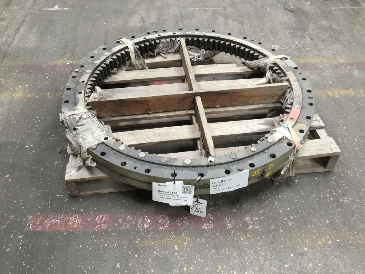 Grove AT 633 slew ring - Поворотное кольцо для Мобильных кранов: фото 1 Grove AT 633 slew ring - Поворотное кольцо для Мобильных кранов: фото 1