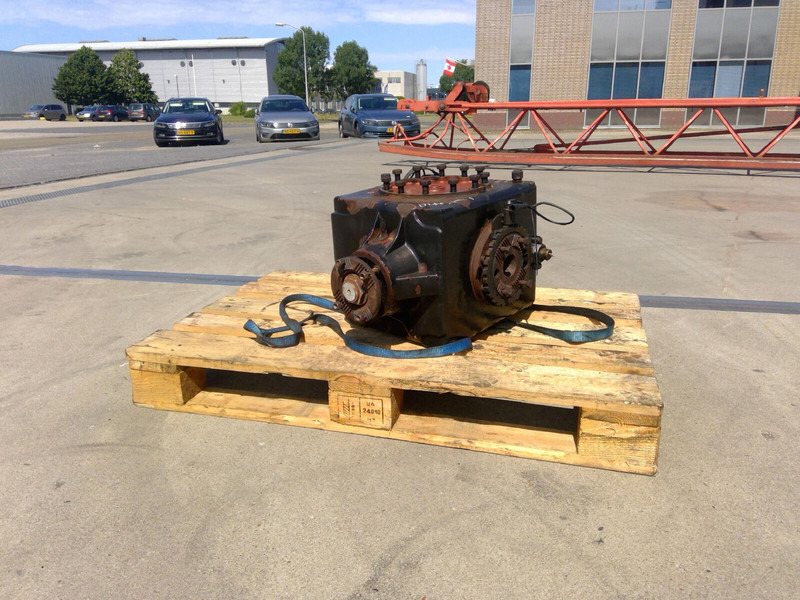 Grove GMK 3055 diff box axle 1 - Дифференциал для Кранов: фото 1 Grove GMK 3055 diff box axle 1 - Дифференциал для Кранов: фото 1