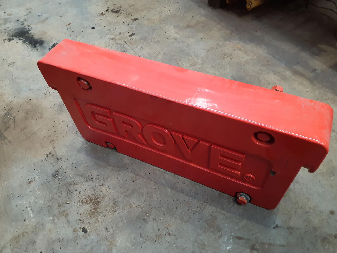 Grove GMK 5130-2 compensating weight 1 ton - Противовес для Мобильных кранов: фото 1 Grove GMK 5130-2 compensating weight 1 ton - Противовес для Мобильных кранов: фото 1