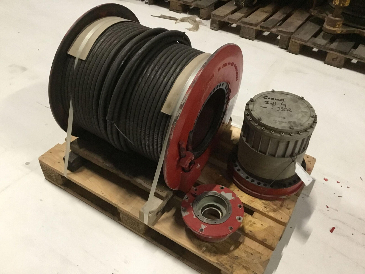 Grove GMK 5130-2 winch - Лебёдка для Мобильных кранов: фото 2 Grove GMK 5130-2 winch - Лебёдка для Мобильных кранов: фото 2