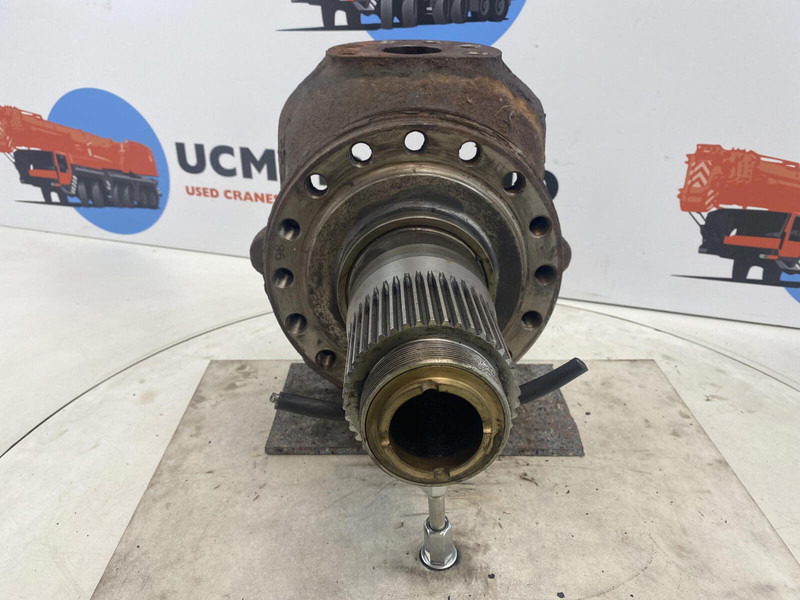 Liebherr LTM 1025 Steering knuckle 16 holes axle 1 - Поворотный кулак для Кранов: фото 2 Liebherr LTM 1025 Steering knuckle 16 holes axle 1 - Поворотный кулак для Кранов: фото 2
