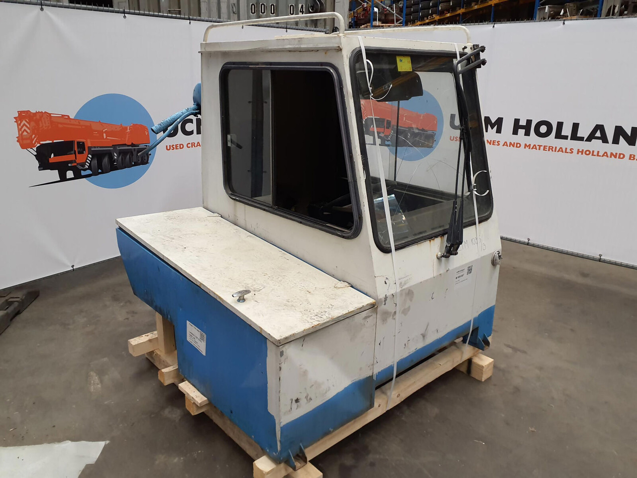 Liebherr LTM 1035/3 lower cabin - Кабина для Мобильных кранов: фото 2 Liebherr LTM 1035/3 lower cabin - Кабина для Мобильных кранов: фото 2
