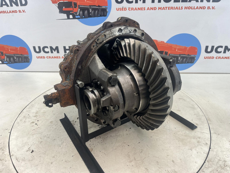 Liebherr LTM 1070 mid differential 13x35 axle 2 - Дифференциал для Кранов: фото 1 Liebherr LTM 1070 mid differential 13x35 axle 2 - Дифференциал для Кранов: фото 1