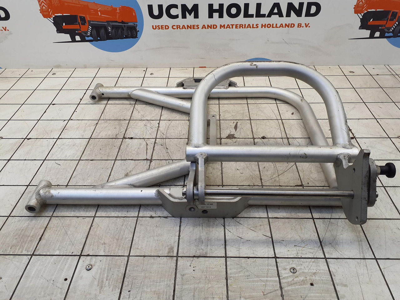 Liebherr LTM 1250-5.1 guard railing 40X500X760 - Кузов и экстерьер для Мобильных кранов: фото 3 Liebherr LTM 1250-5.1 guard railing 40X500X760 - Кузов и экстерьер для Мобильных кранов: фото 3