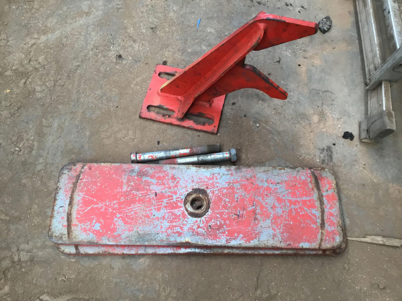 Liebherr LTM 1500-8.1 counterweight support tray - Кузов и экстерьер для Мобильных кранов: фото 5 Liebherr LTM 1500-8.1 counterweight support tray - Кузов и экстерьер для Мобильных кранов: фото 5