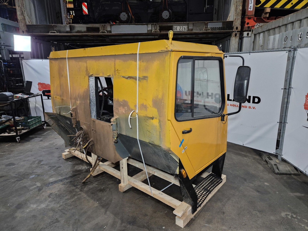 Liebherr LTM drivers cabin - Кабина для Мобильных кранов: фото 3 Liebherr LTM drivers cabin - Кабина для Мобильных кранов: фото 3