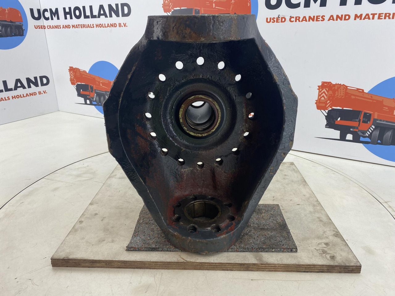 PPM 250 ATT Steering knuckle 16 holes axle 1 - Поворотный кулак для Мобильных кранов: фото 5 PPM 250 ATT Steering knuckle 16 holes axle 1 - Поворотный кулак для Мобильных кранов: фото 5