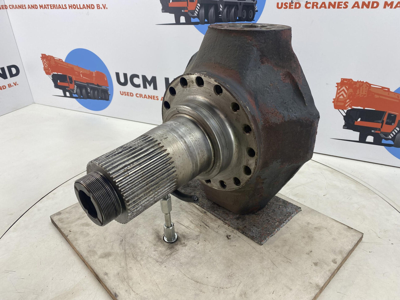 PPM 250 ATT Steering knuckle 16 holes axle 1 - Поворотный кулак для Мобильных кранов: фото 1 PPM 250 ATT Steering knuckle 16 holes axle 1 - Поворотный кулак для Мобильных кранов: фото 1