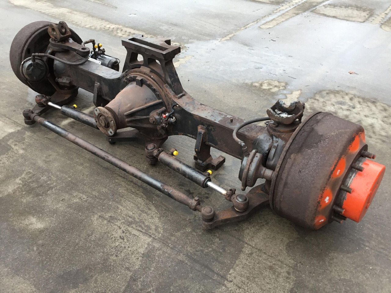 Terex AC 100 axle 2 - Ось и запчасти для Мобильных кранов: фото 3 Terex AC 100 axle 2 - Ось и запчасти для Мобильных кранов: фото 3